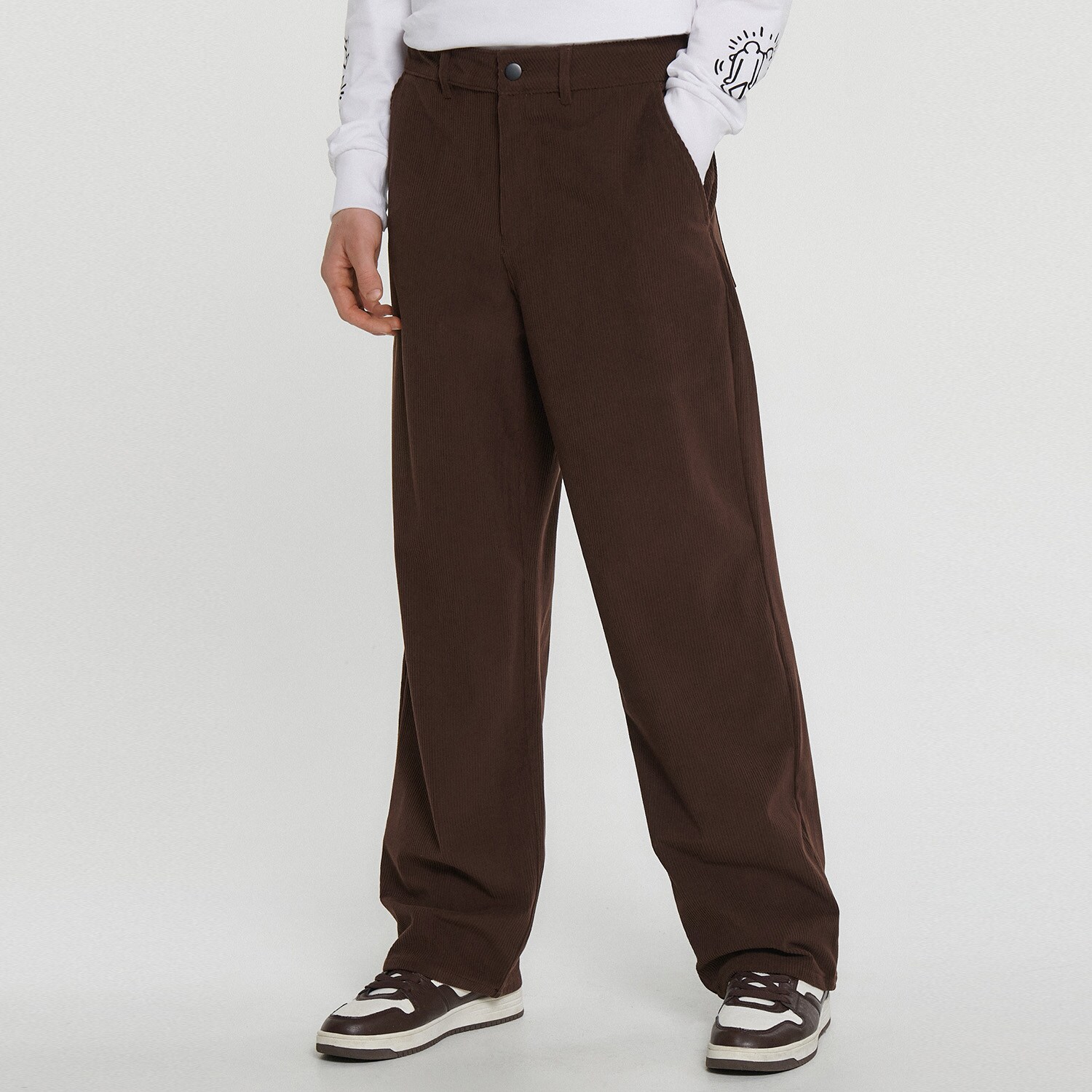 Cropp - Pantaloni de catifea - Maro