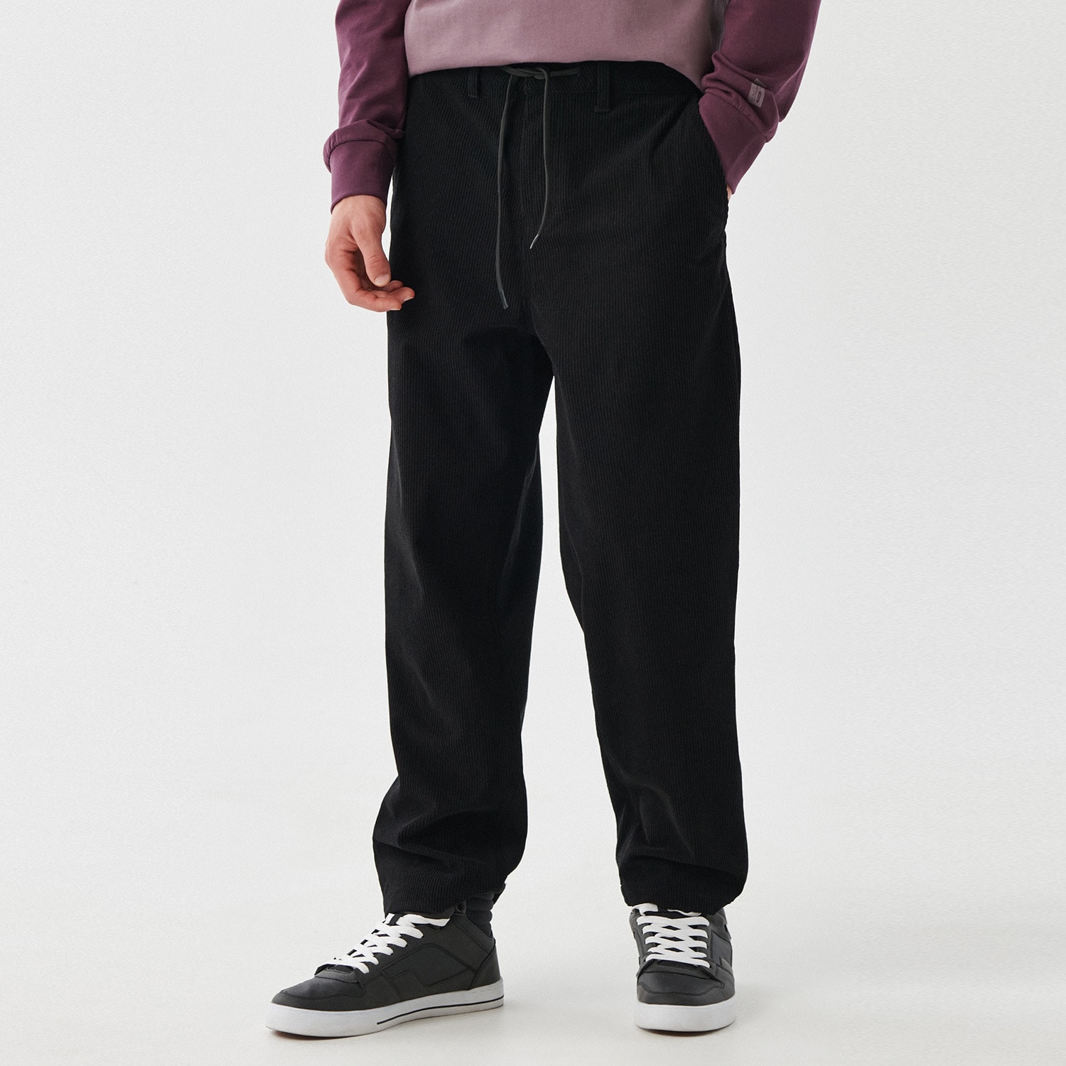 Cropp - blugi loose fit - negru