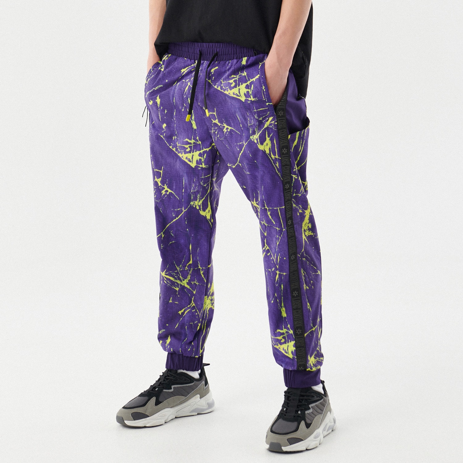 Cropp - pantaloni jogger - violet
