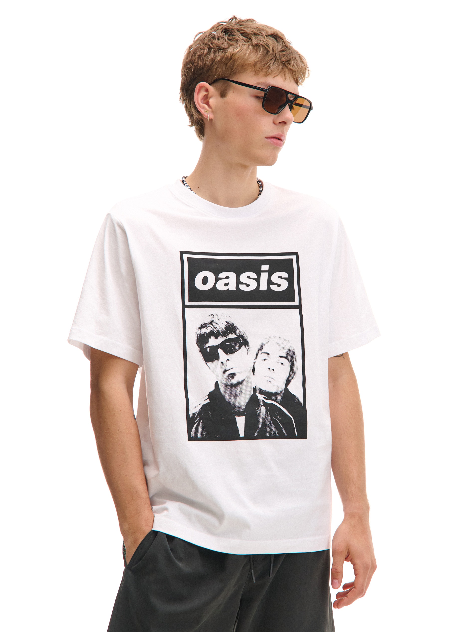 Cropp - Nyomott mintás fehér póló Oasis - fehér termék 2. képe