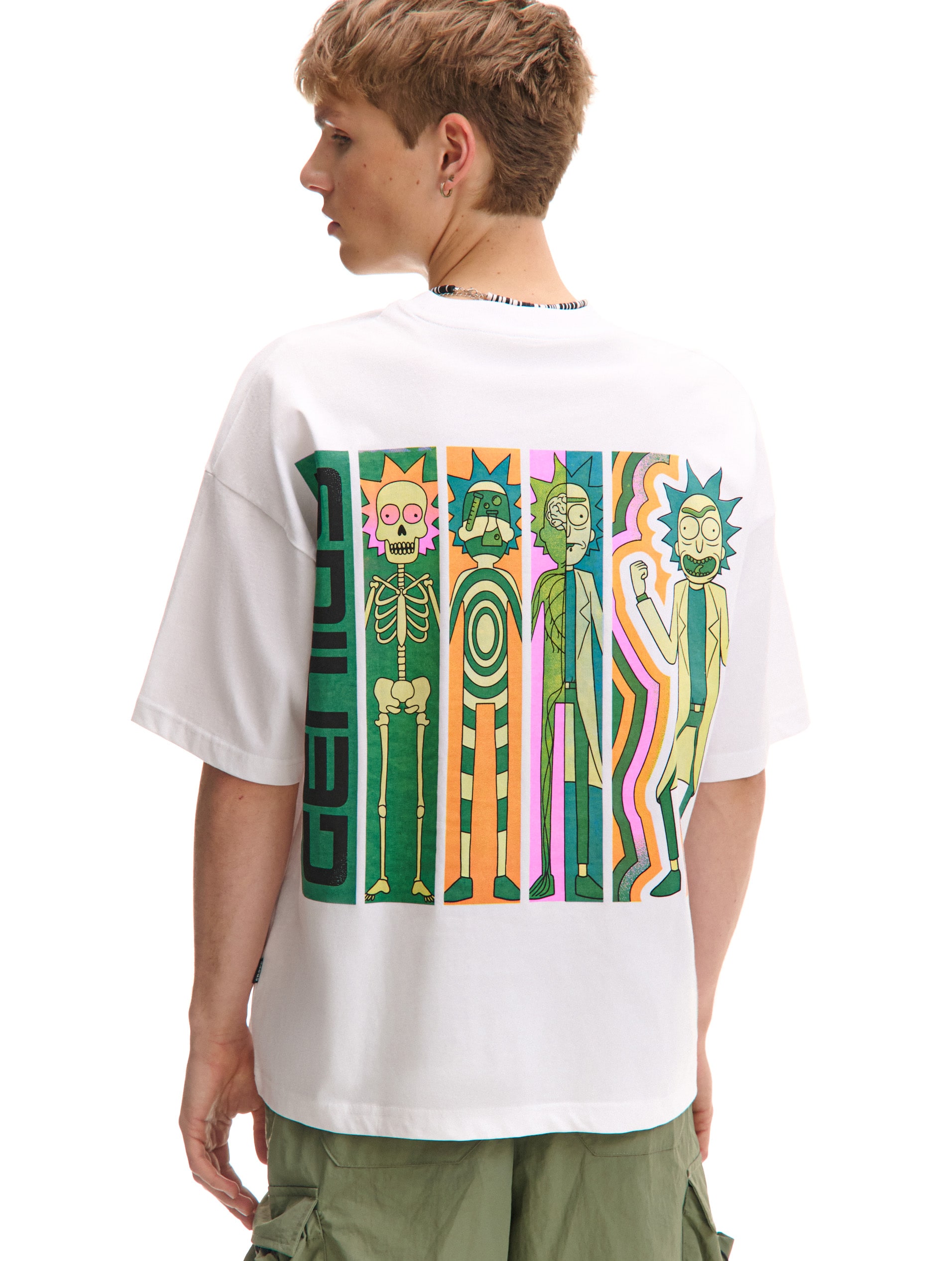 Cropp - Nyomott mintás fehér póló Rick and Morty - fehér termék 2. képe