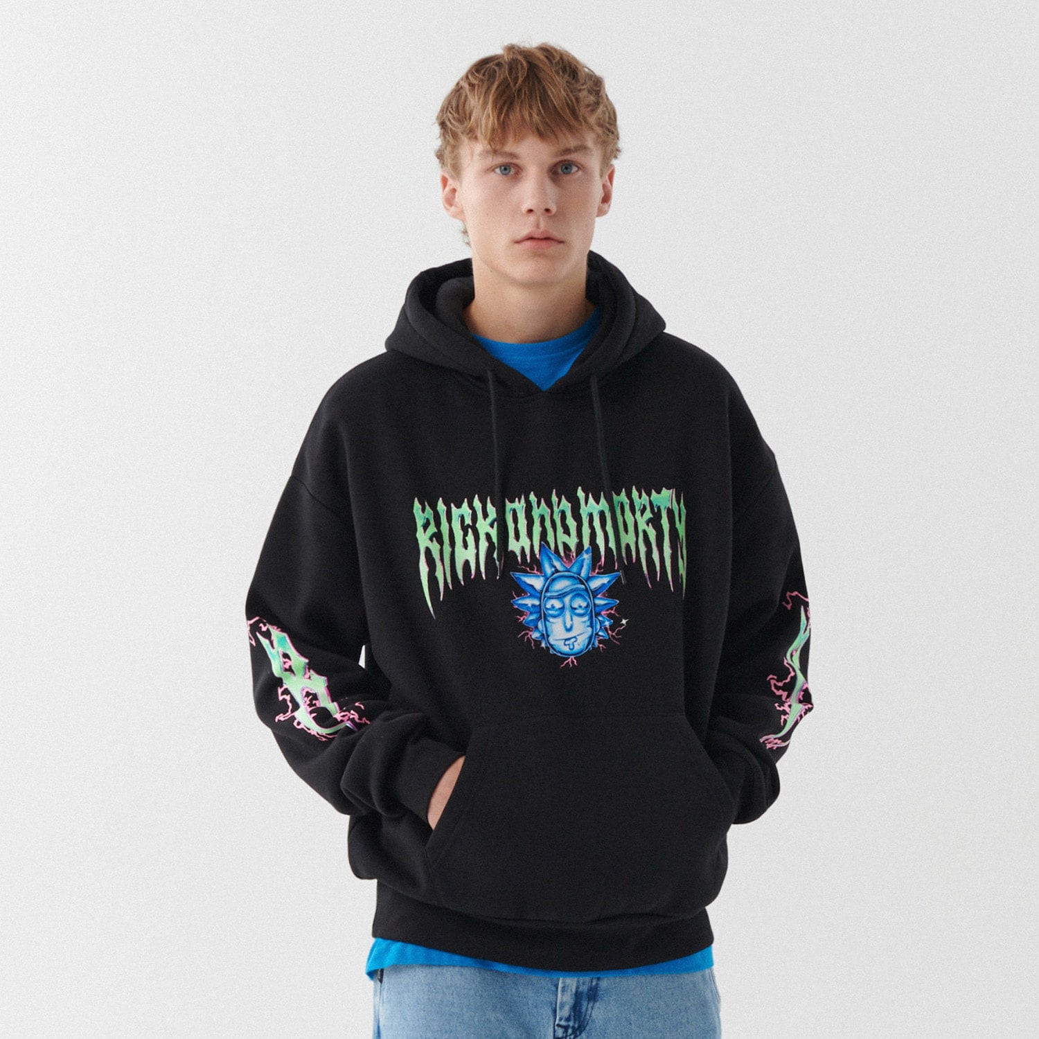 Cropp - bluză de trening rick and morty - negru