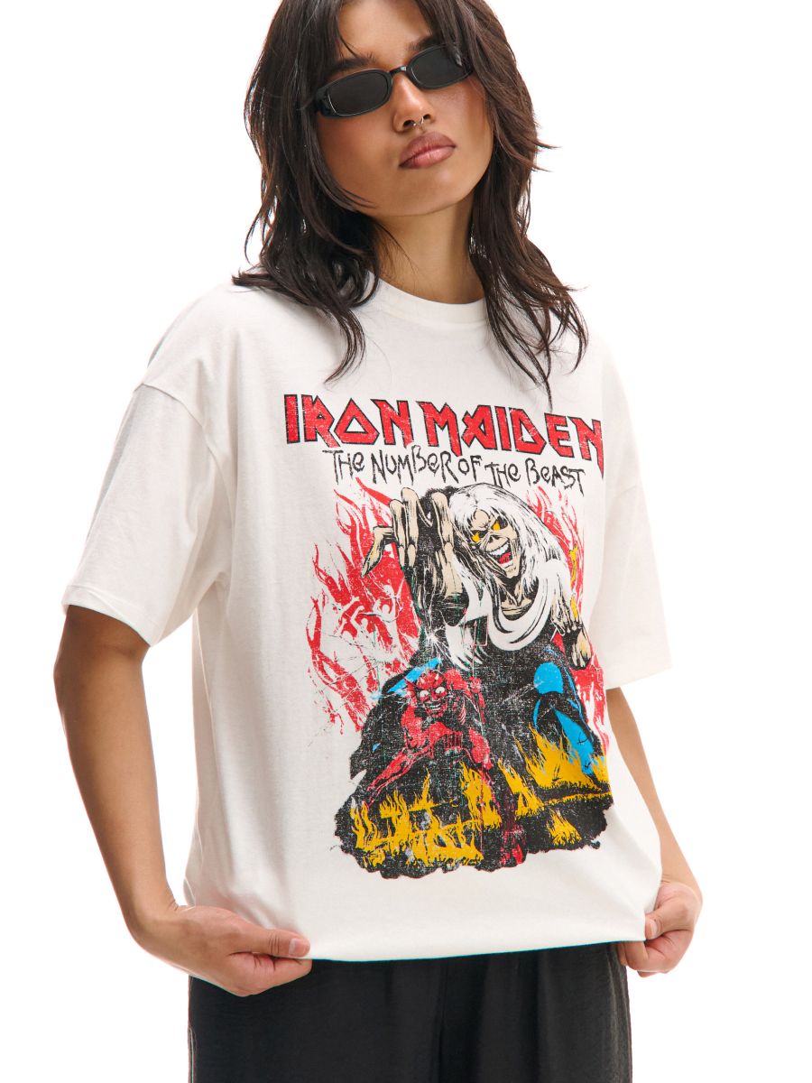 Camiseta oversize con estampado Iron Maiden