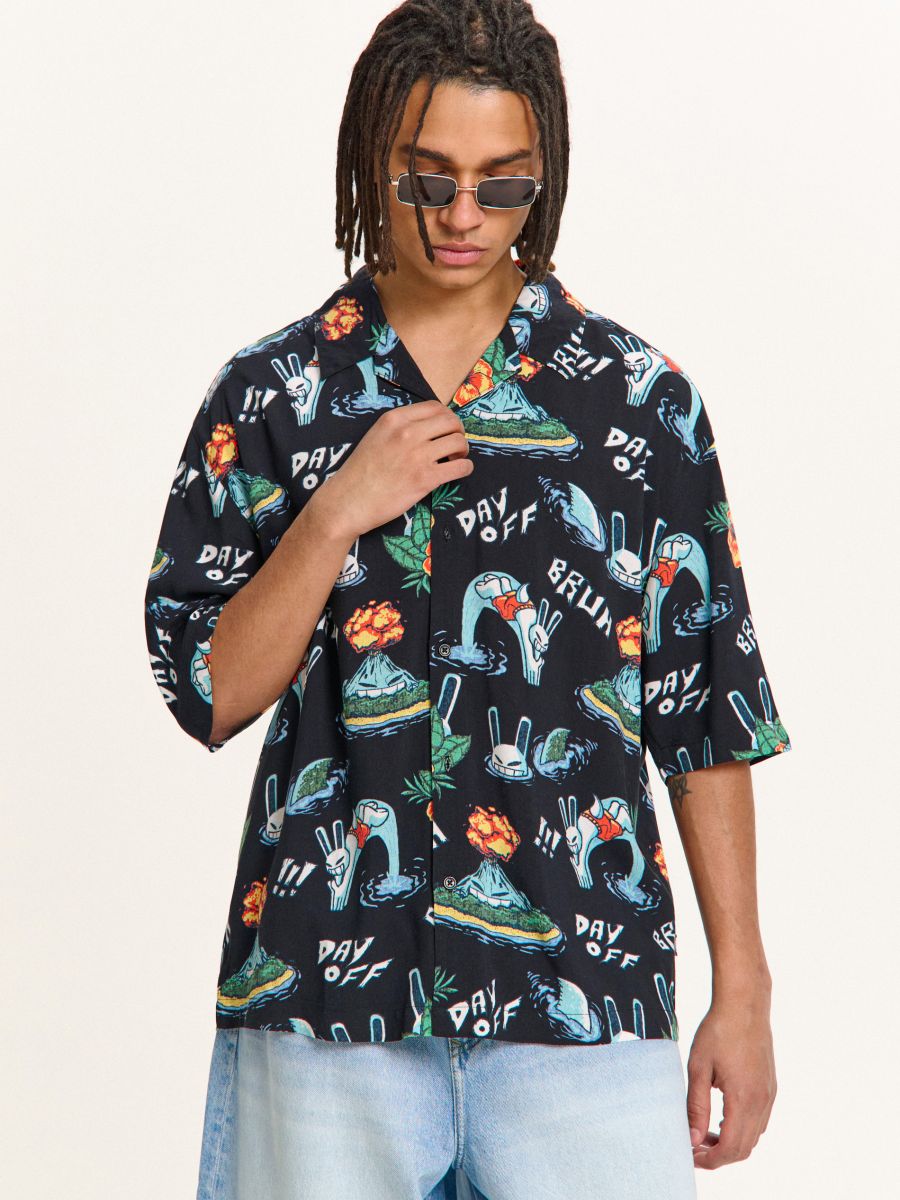 MEN`S SHIRT