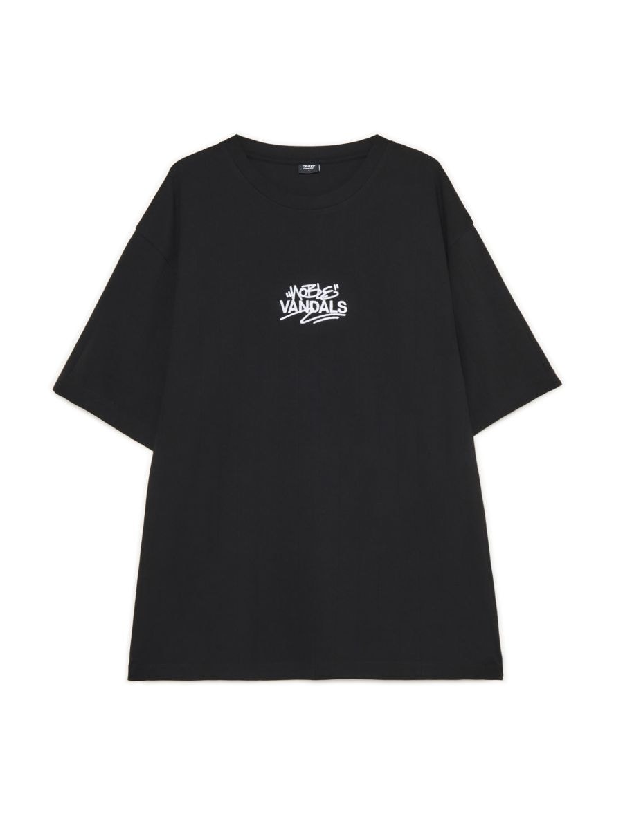 Czarny T-shirt z tekstowym haftem - CROPP - 057FP-99X