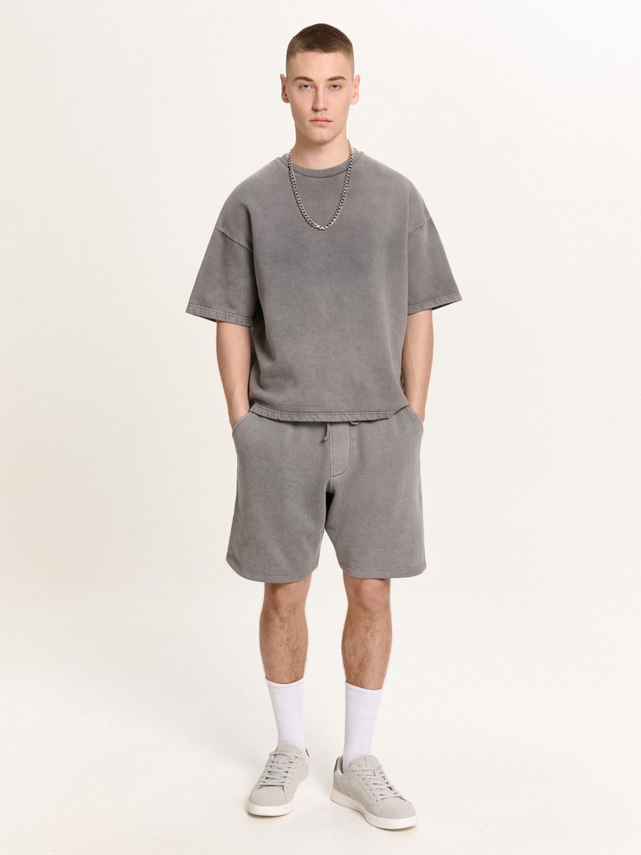 Dresowe szorty z efektem sprania