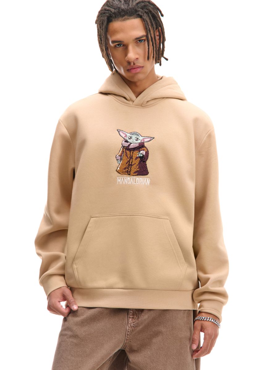 Tikandiga kaunistatud dressipluus Mandalorian Baby Yoda