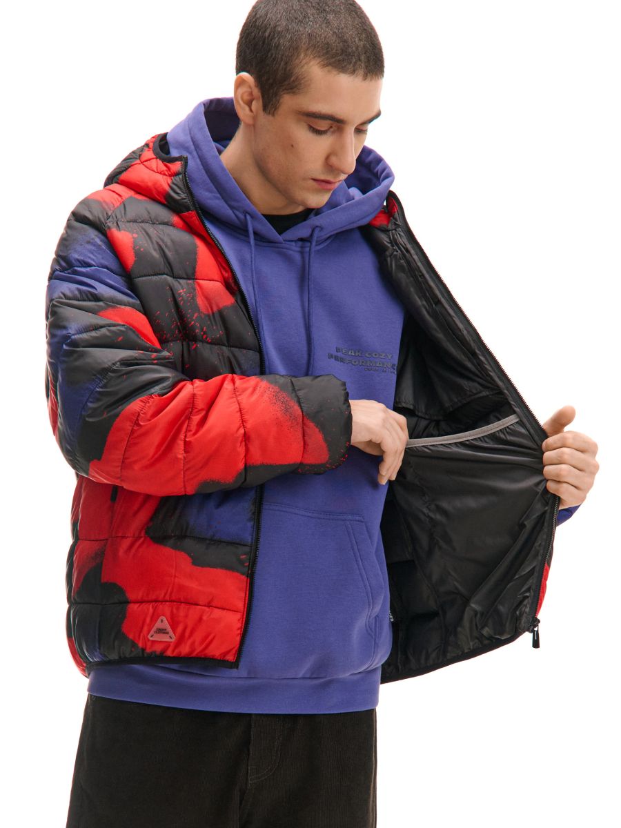Wzorzysta kurtka puffer z kapturem