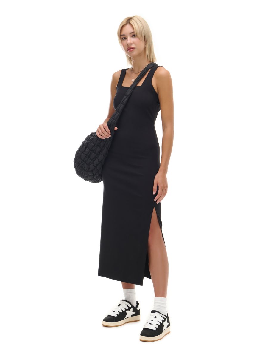 Czarna sukienka maxi