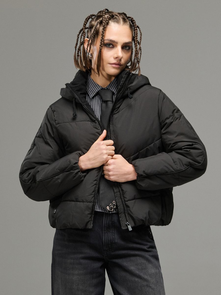 Яке puffer с качулка