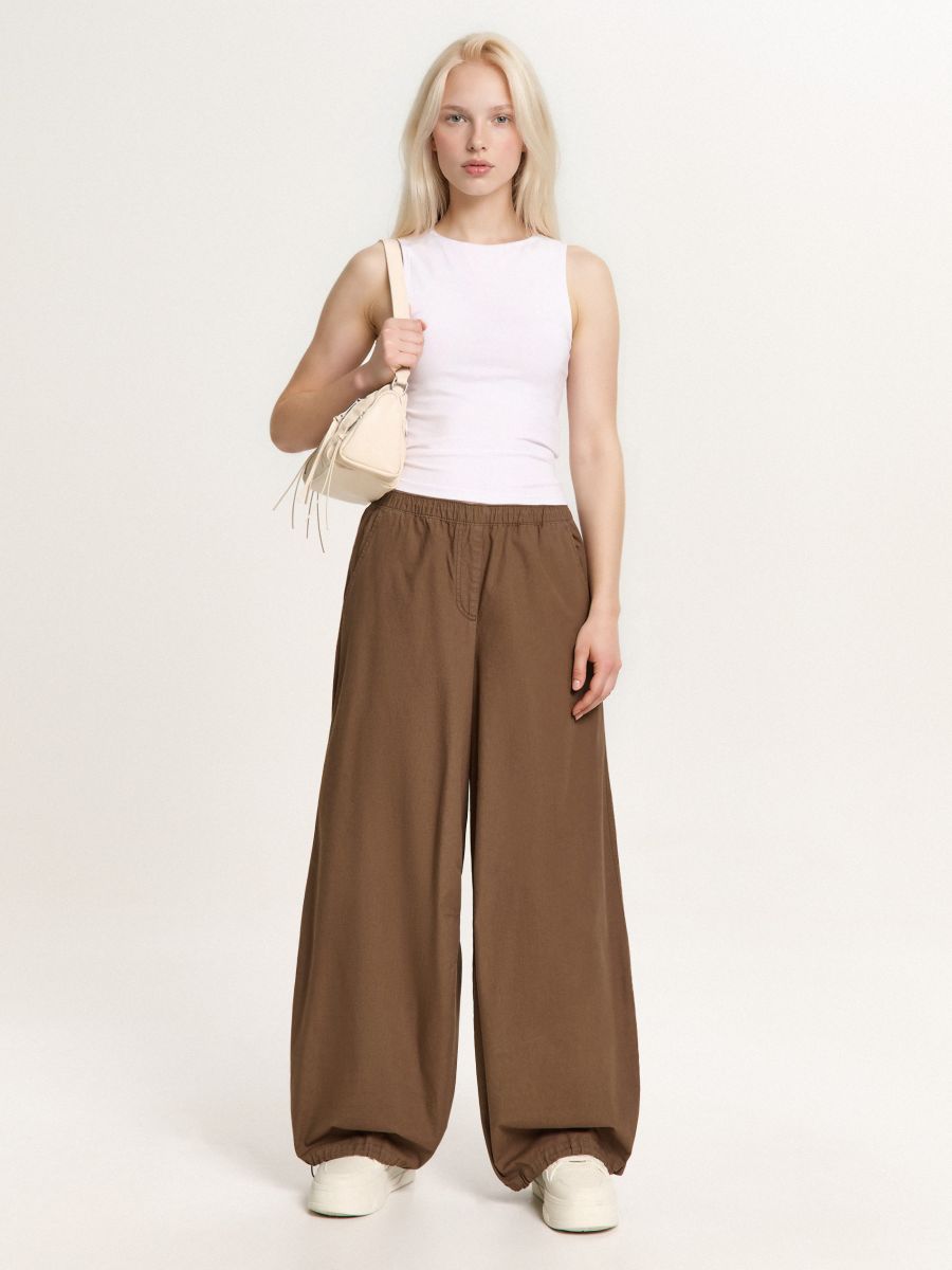 Brązowe spodnie wide leg z bawełny