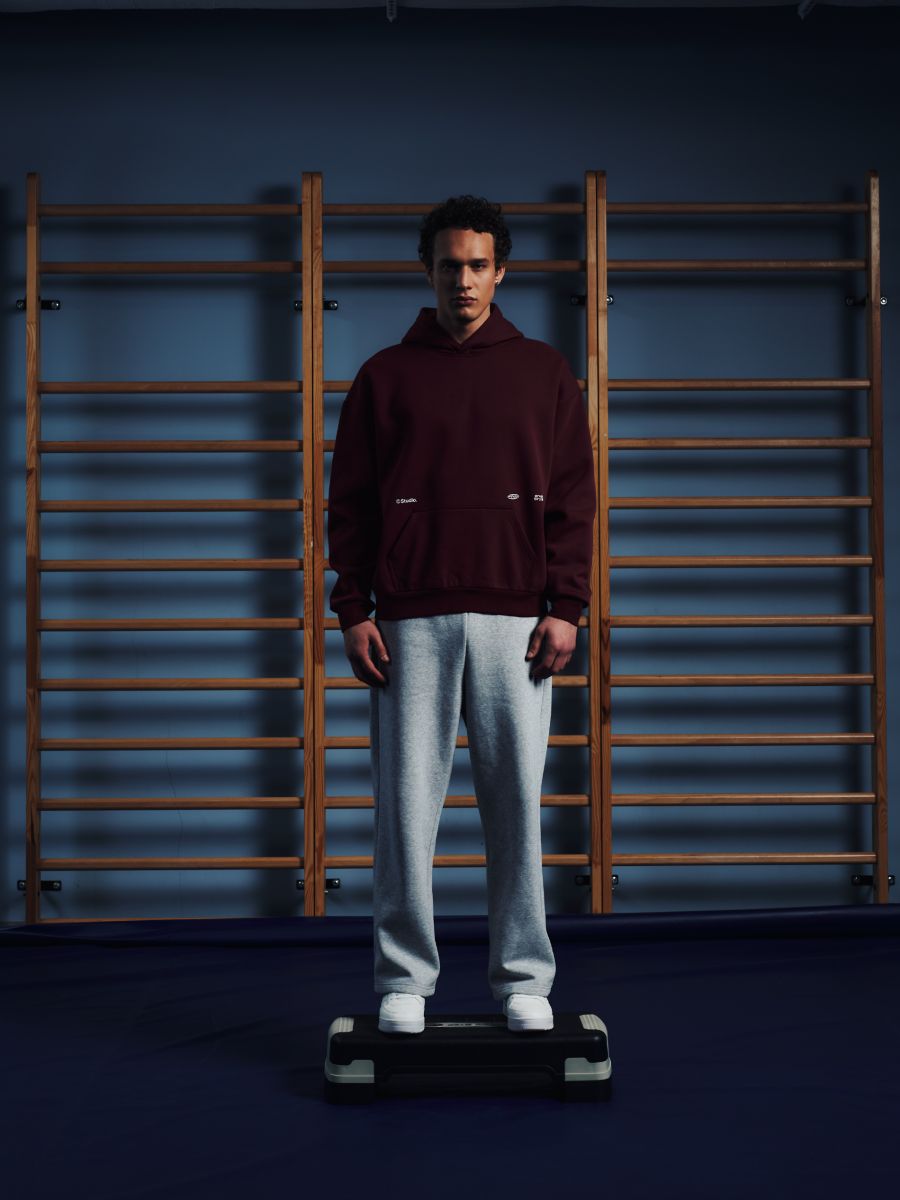 Dresowe melanżowe spodnie straight