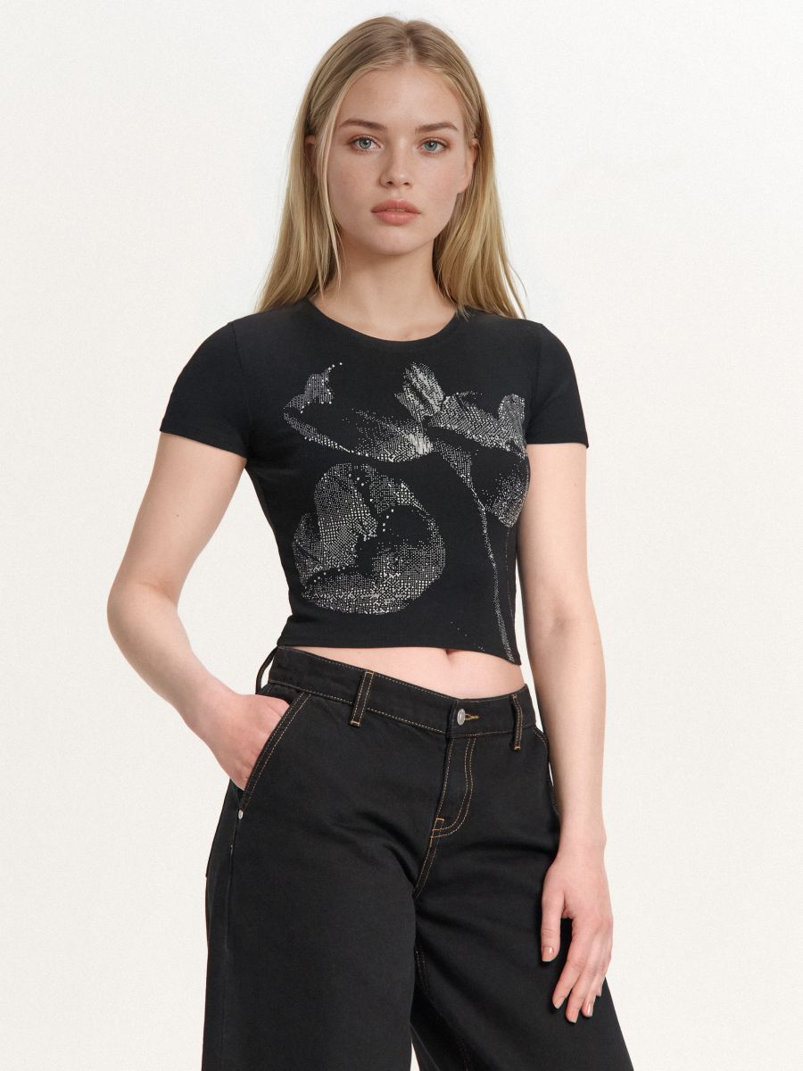 T-shirt con applicazione