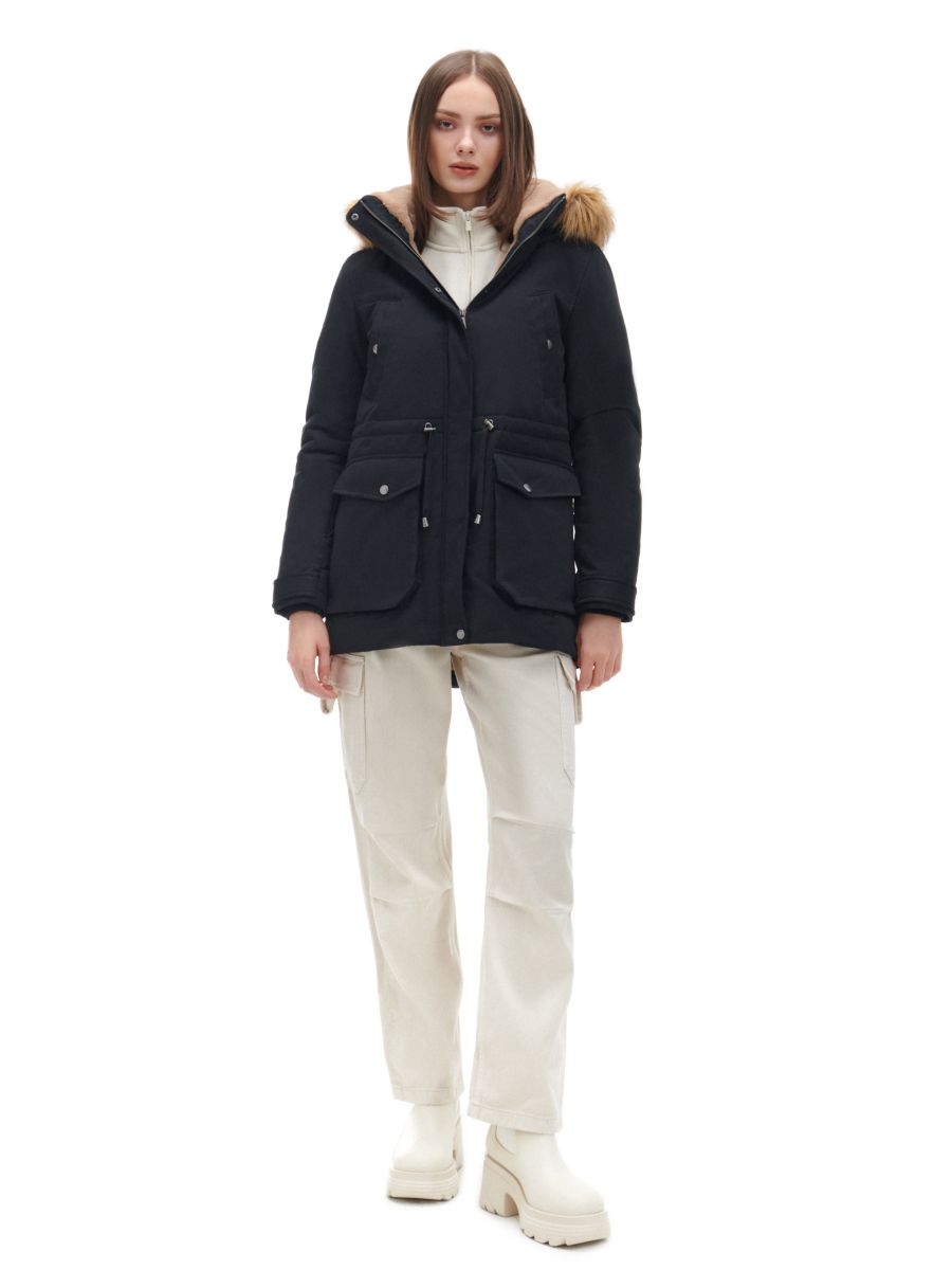 Czarna zimowa kurtka z kapturem