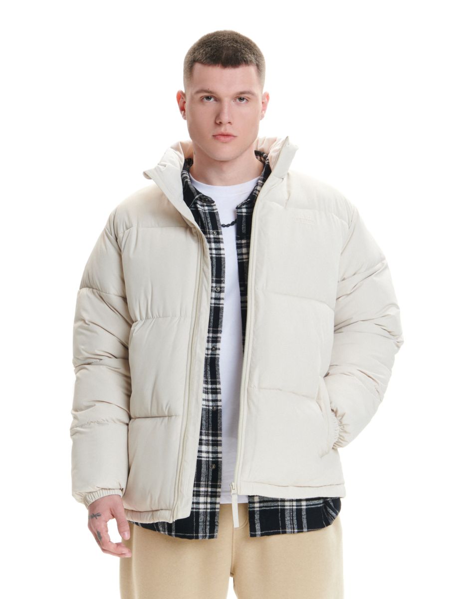 Kremowa pikowana kurtka