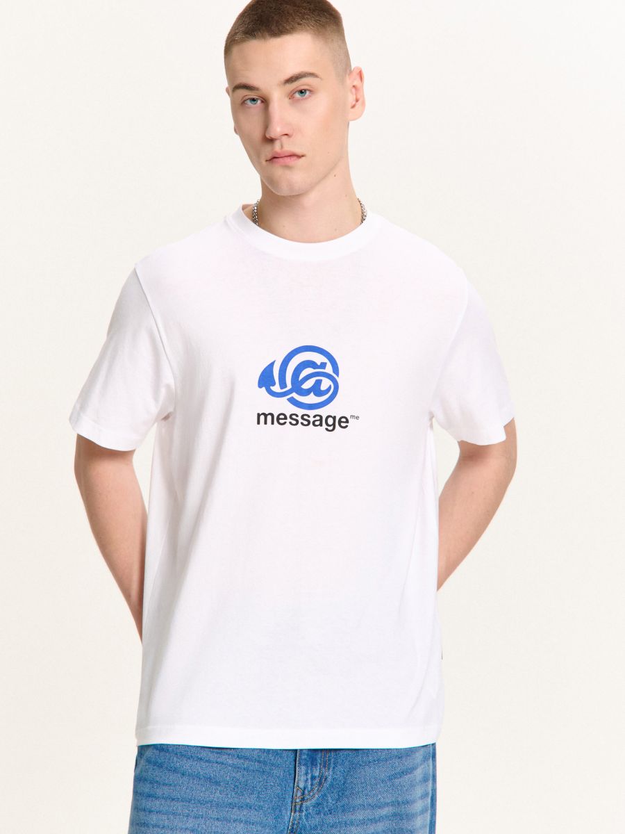 Бяла тениска с принт