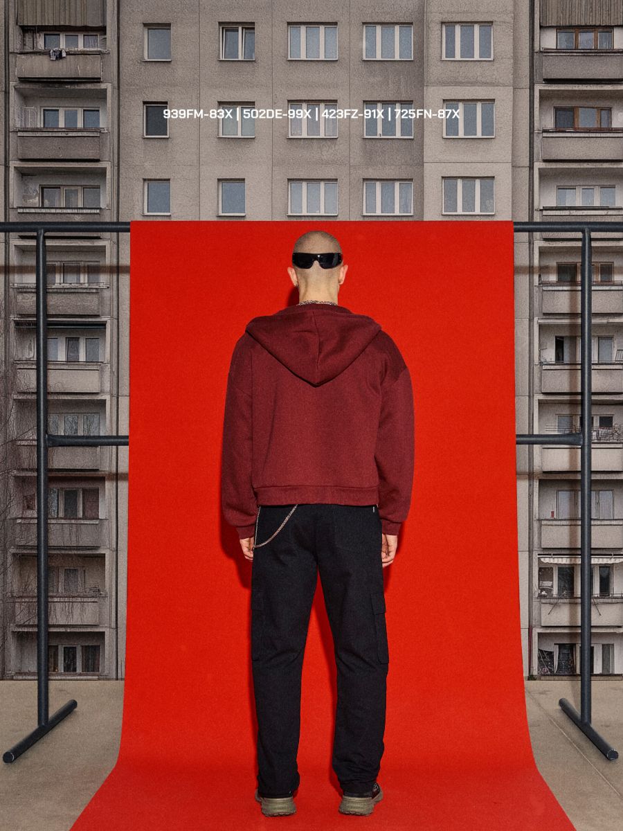 Штани з накладними кишенями