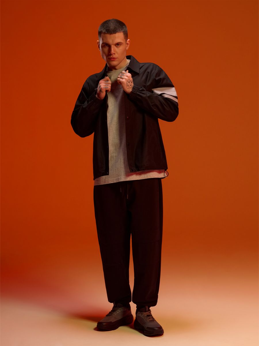 Szara melanżowa koszulka z napisem