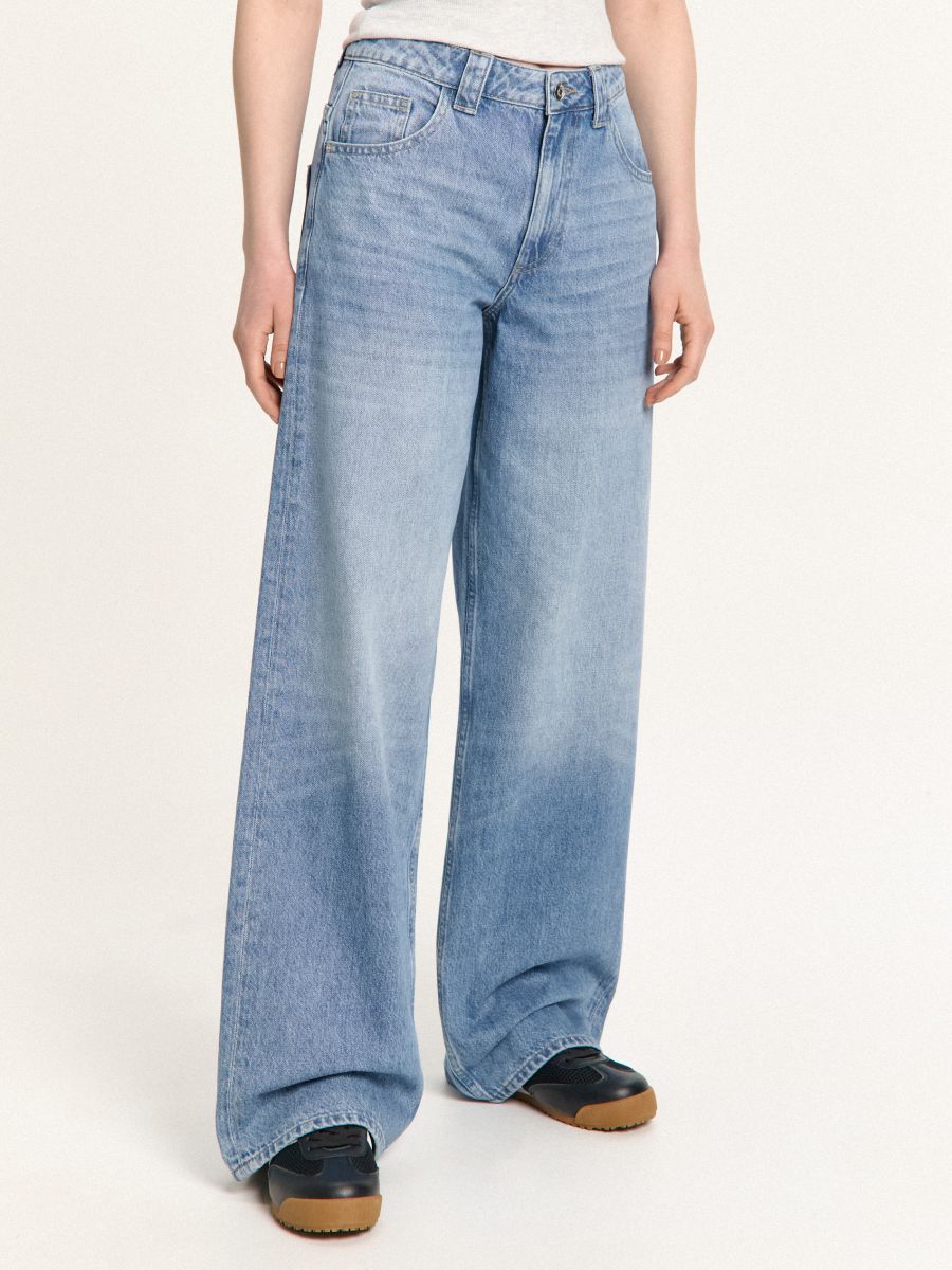 Вільні джинси