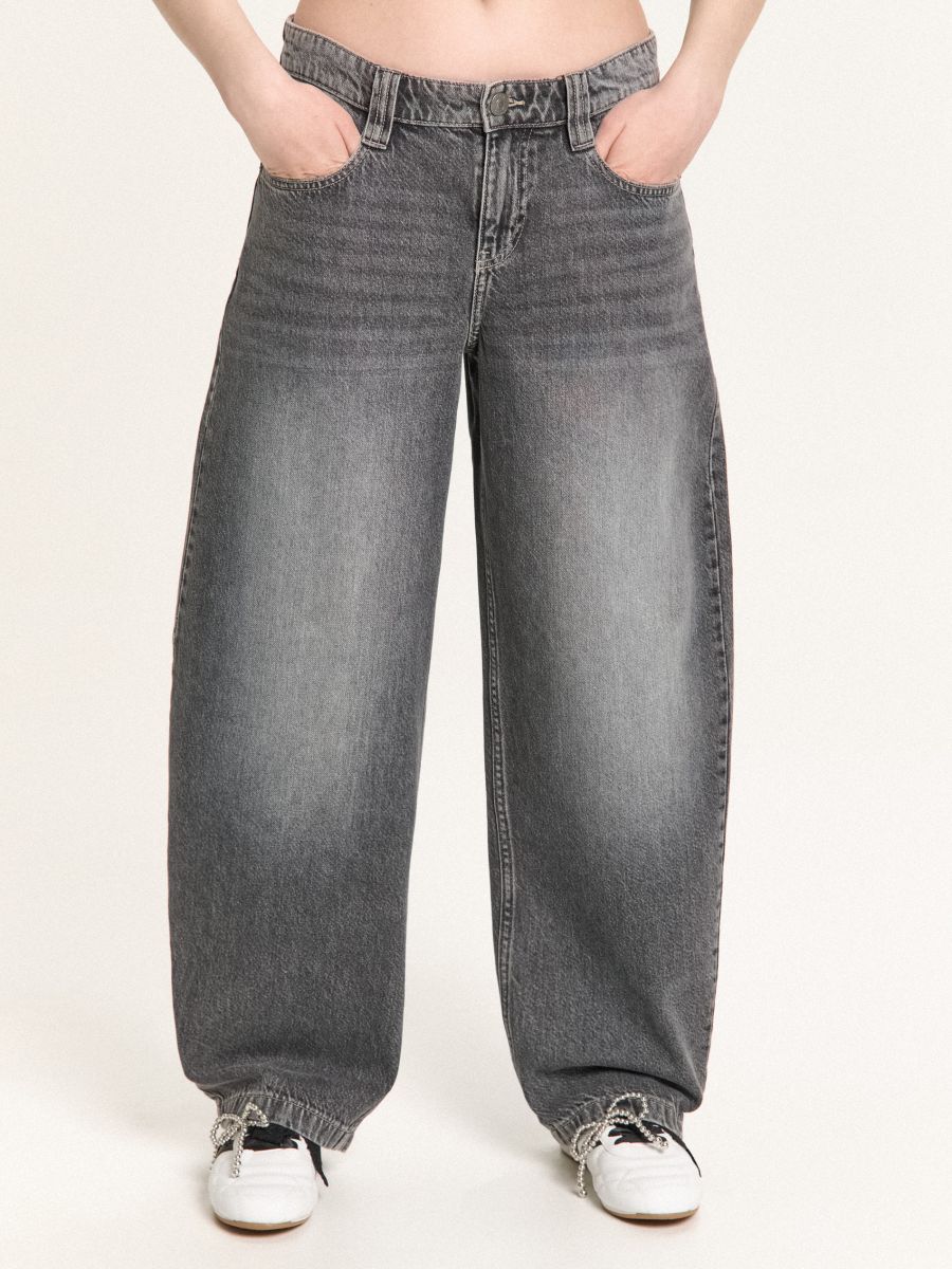 Balloon-lõikega teksapüksid