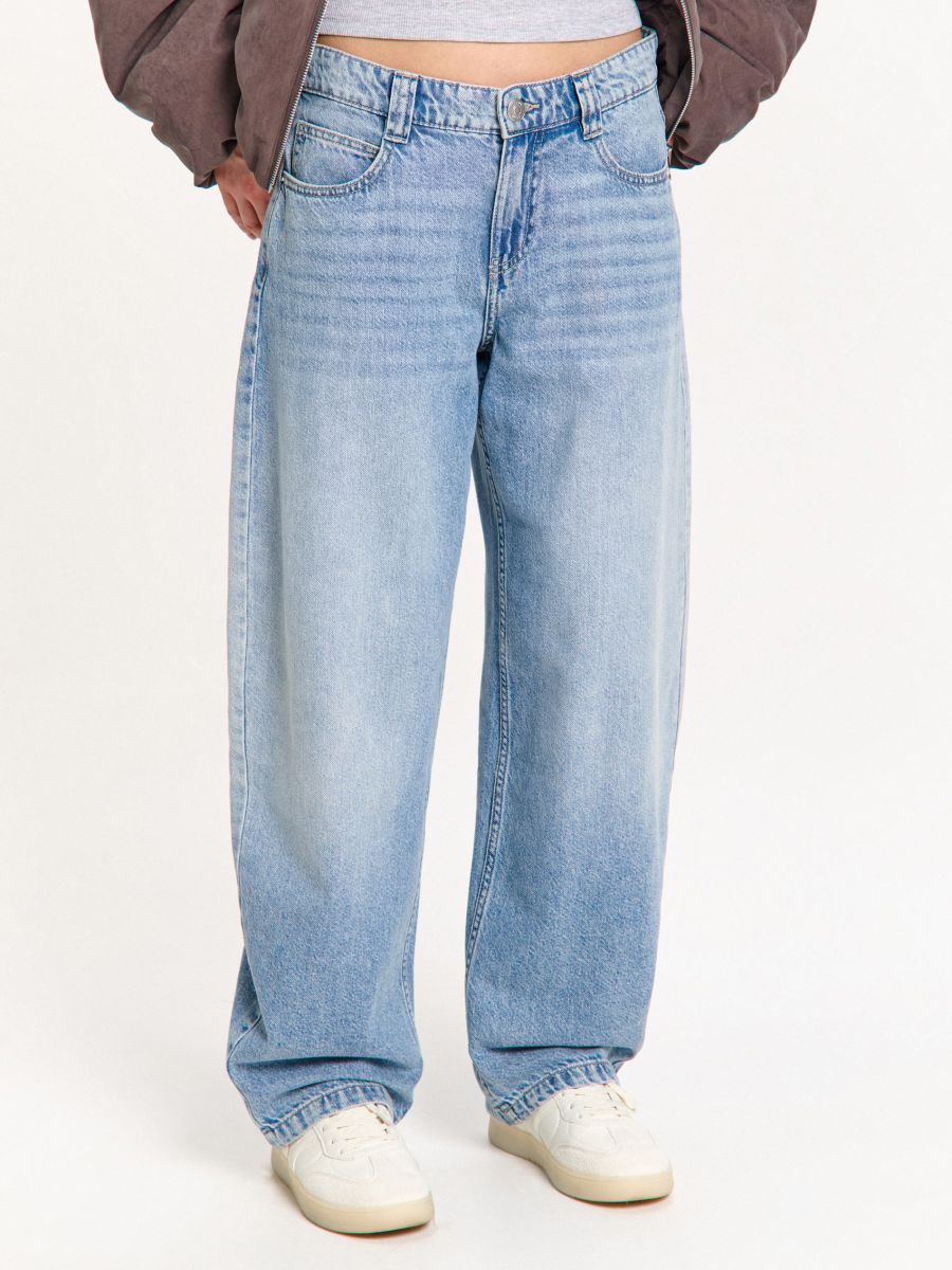 Balloon-lõikega teksapüksid