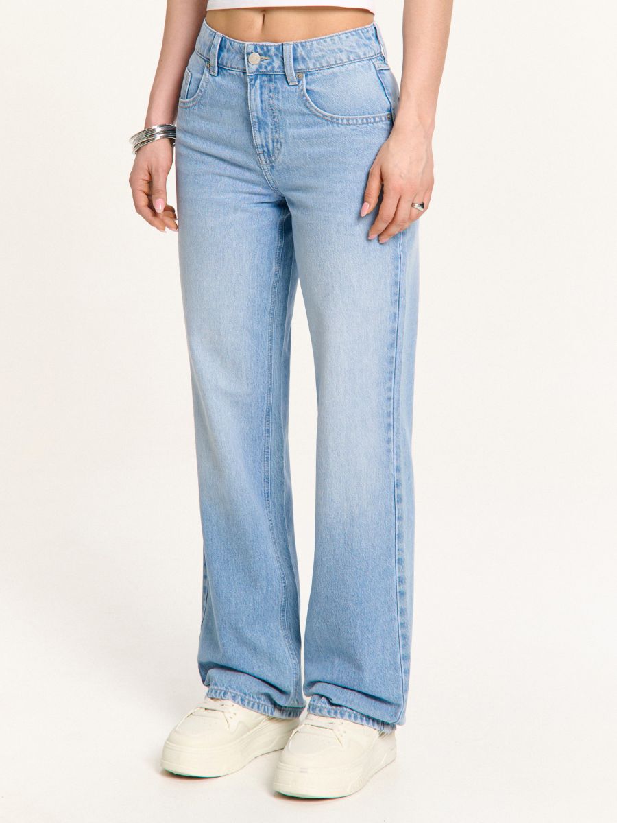 Straight-lõikega teksapüksid