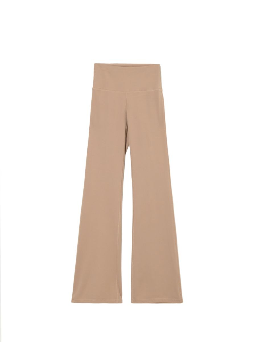 pantalon acampanado c&a