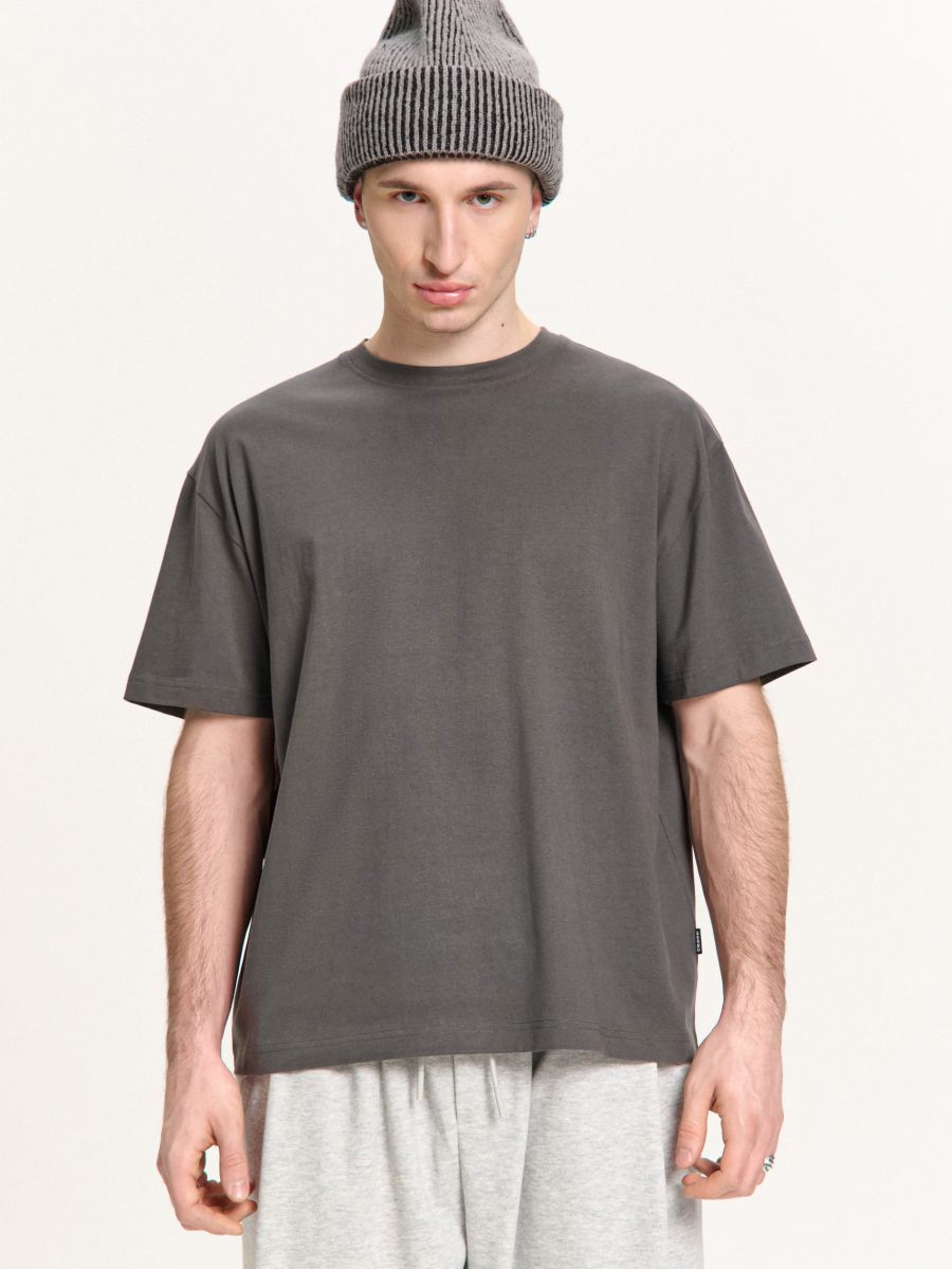 Szara koszulka basic relaxed fit