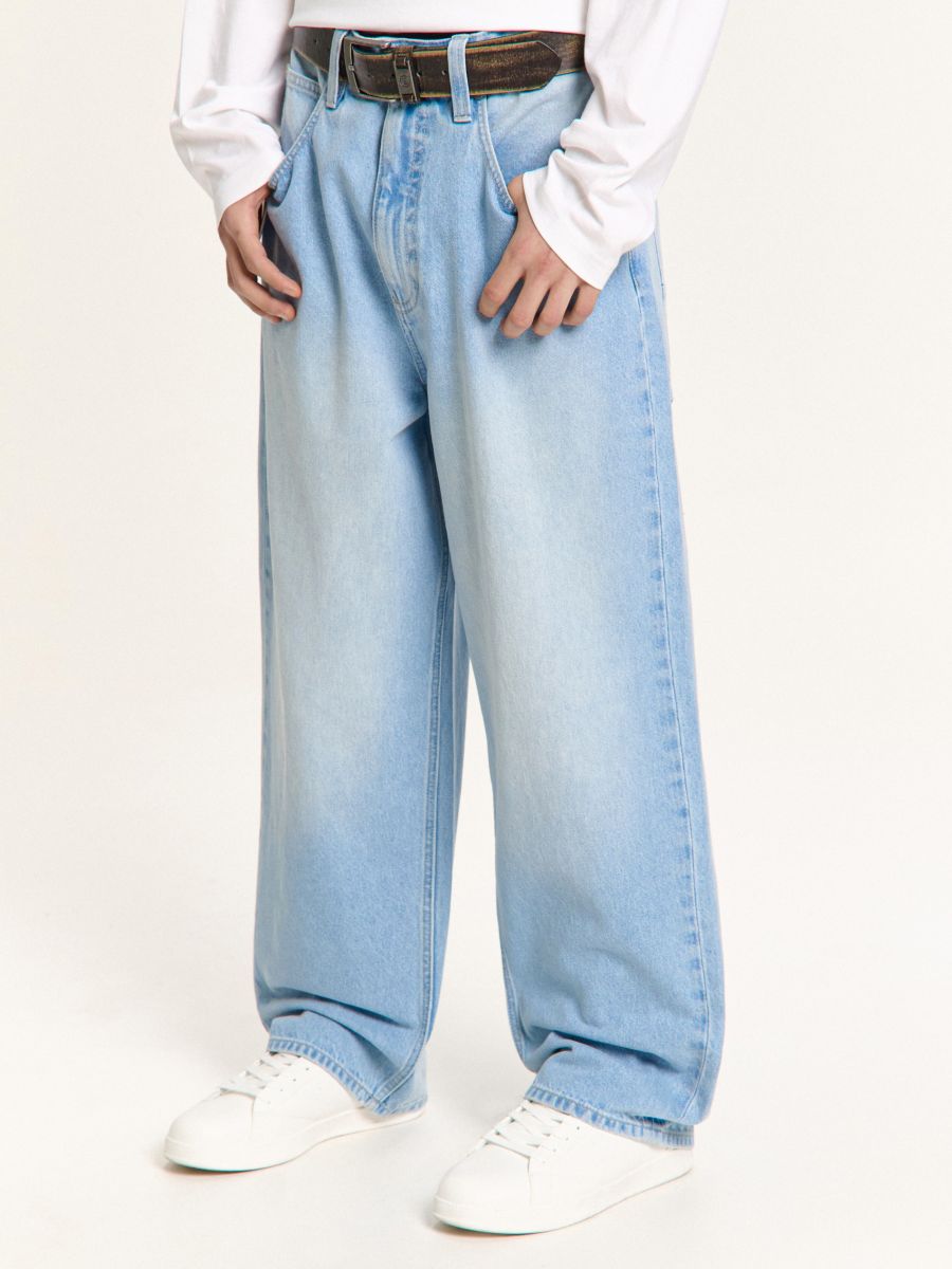 Kulutatud efektiga super baggy-teksapüksid