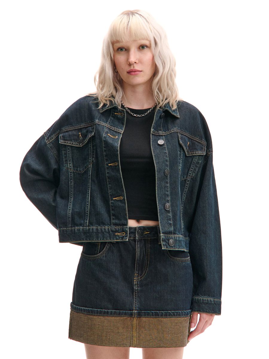 Izbledela jakna iz jeansa