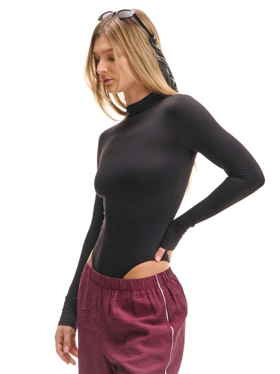 Body cu mânecă lungă