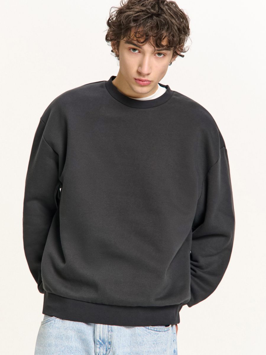 Szara gładka bluza basic