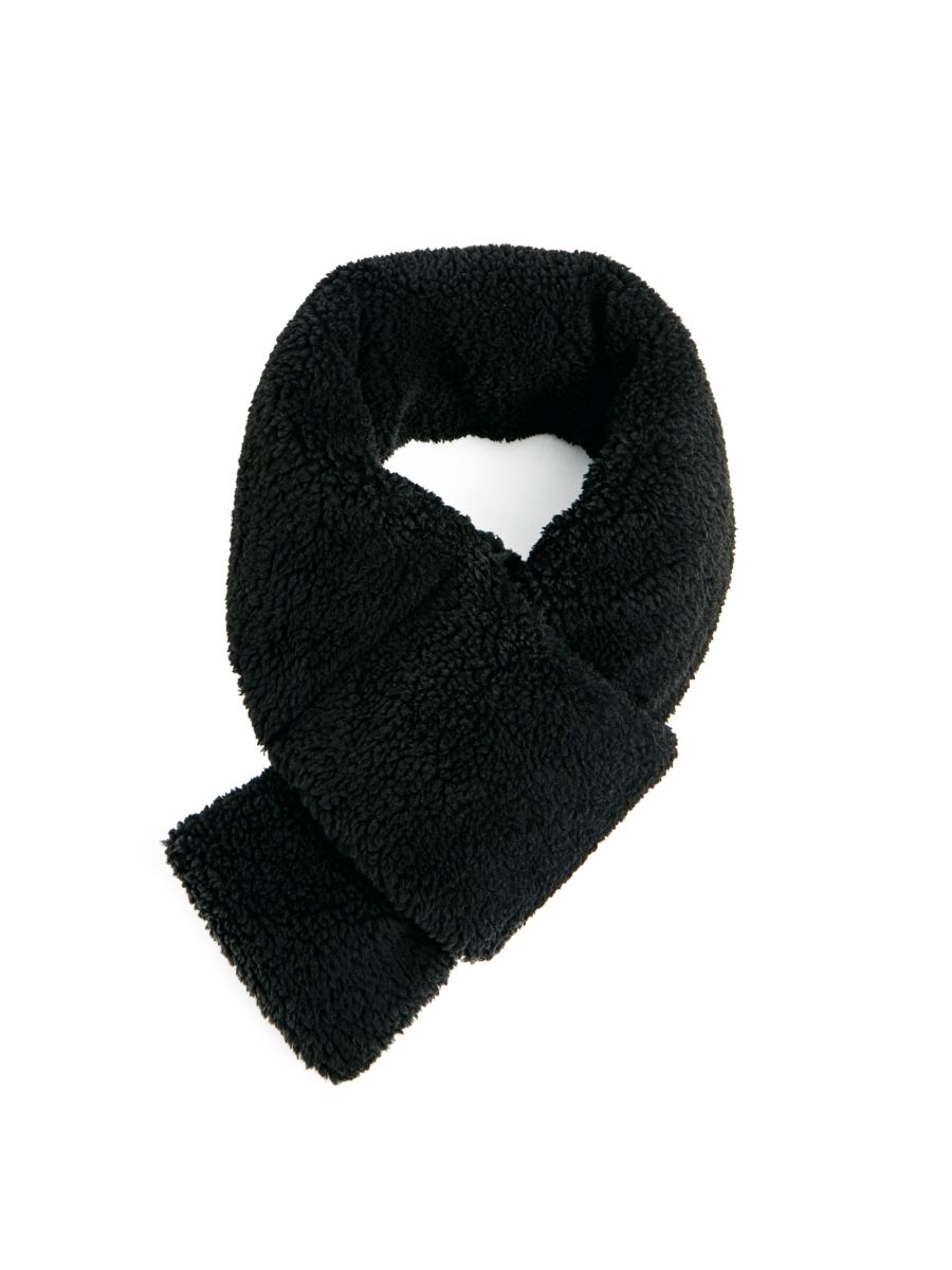 Czarny szalik sherpa