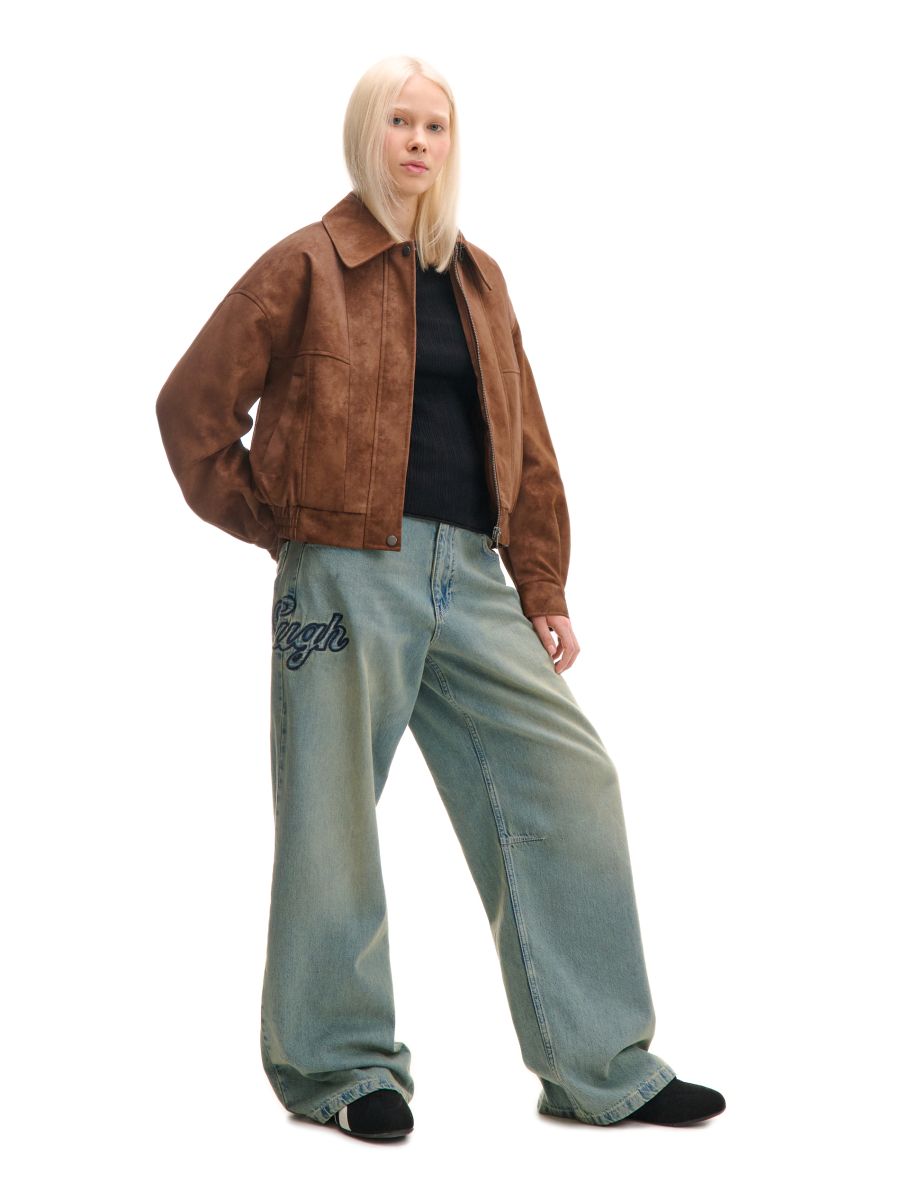 Jeansy baggy w stylu vintage z naszywką