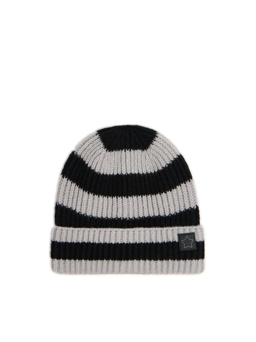 Шапка beanie з принтом