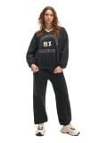 Bluza z nadrukiem w stylu college - czarny - CROPP - small3