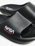 Czarne klapki NASA - czarny - CROPP - small2