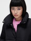 Pikowana kurtka puffer - czarny - CROPP - small4