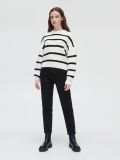 Dzianinowy sweter w paski - biały - CROPP - small2