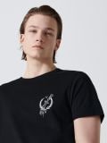 T-Shirt mit kontrastierendem Druck im Rücken - Schwarz - CROPP - small2