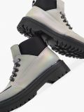 Wiązane trapery z efektem reflective - wielobarwny - CROPP - small3