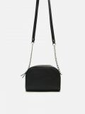 Crossbody táska láncdíszítéssel - fekete - CROPP - small1