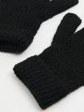 Mustad kindad - must - CROPP - small2