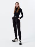 Spodnie jogger z paskiem - czarny - CROPP - small1