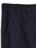 Czarne spodnie cargo z motywem smoka - czarny - CROPP - small5