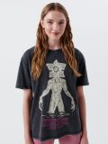 Koszulka oversize Stranger Things - szary - CROPP - small1