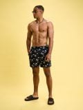 Swimming shorts with all over print Stich - Schwarz - CROPP - small1