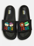 Шльопанці з аплікацією South Park - чорний - CROPP - small2