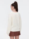 Sweter z dekoltem w serek - kremowy - CROPP - small3