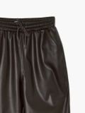 Ciemnobrązowe joggery z imitacji skóry - brązowy - CROPP - small5